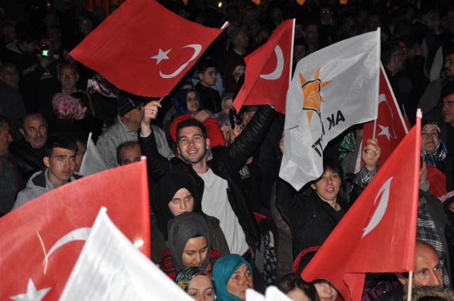 GERZE BELEDİYE BAŞKANI CEVAT ŞENSOY