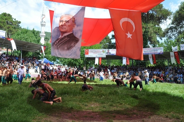 Dikmen 54. Yağlı Güreş ve  sırık kebabı festivali