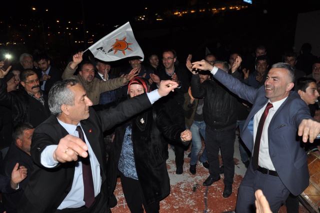GERZE BELEDİYE BAŞKANI CEVAT ŞENSOY