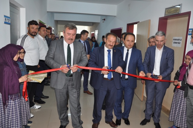 Yunus Emre İmam Hatip Ortaokulu TÜBİTAK Fuarı 2018