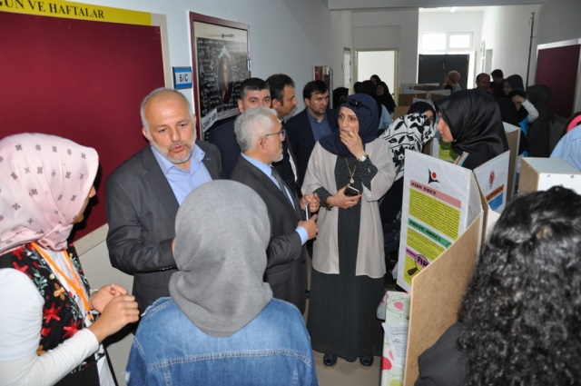 Yunus Emre İmam Hatip Ortaokulu TÜBİTAK Fuarı 2018