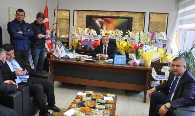 Nazım Maviş Tebrik Ziyareti Gerze Belediyesi