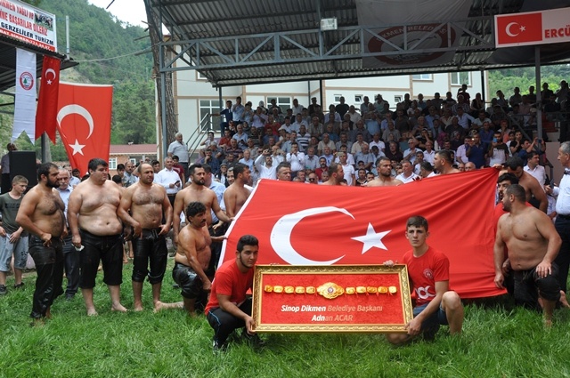 Dikmen 54. Yağlı Güreş ve  sırık kebabı festivali
