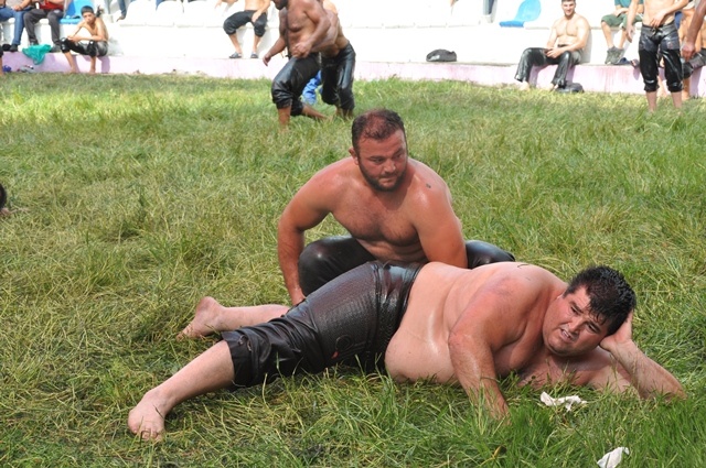 Dikmen 54. Yağlı Güreş ve  sırık kebabı festivali