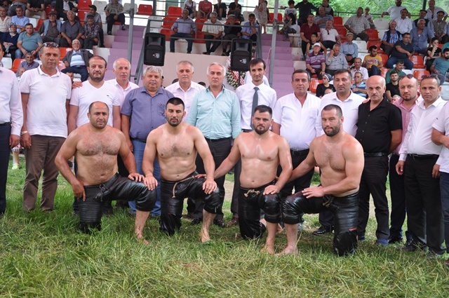 Dikmen 54. Yağlı Güreş ve  sırık kebabı festivali