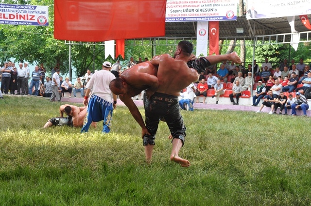 Dikmen 54. Yağlı Güreş ve  sırık kebabı festivali