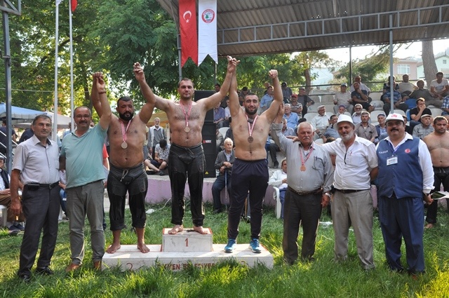 Dikmen 54. Yağlı Güreş ve  sırık kebabı festivali