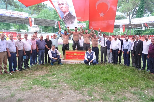 Dikmen 54. Yağlı Güreş ve  sırık kebabı festivali