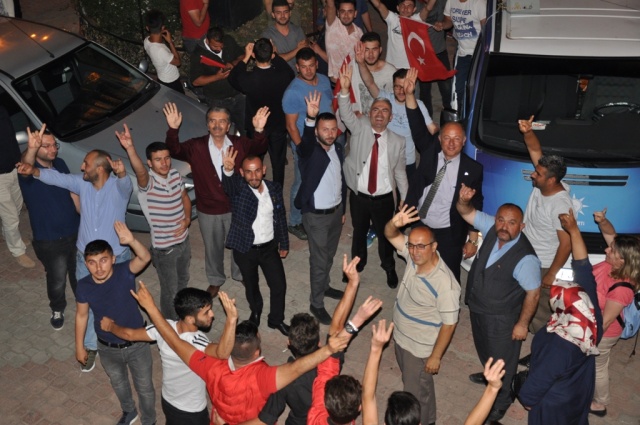 24 Haziran Seçimi Ak Parti MHP Kutlama
