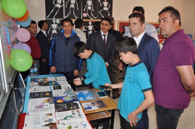 Atatürk Ortaokulu Tübitak Bilim Fuarı