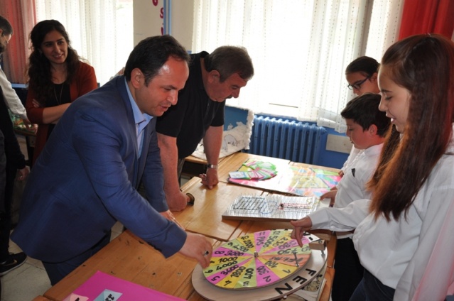 Atatürk Ortaokulu Tübitak Bilim Fuarı