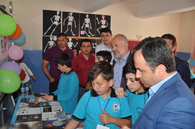 Atatürk Ortaokulu Tübitak Bilim Fuarı