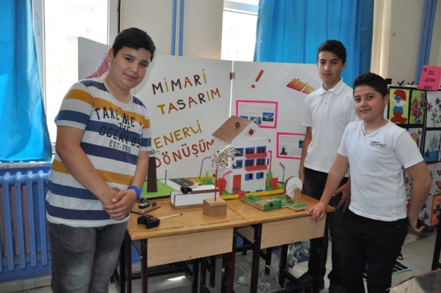 Atatürk Ortaokulu Tübitak Bilim Fuarı
