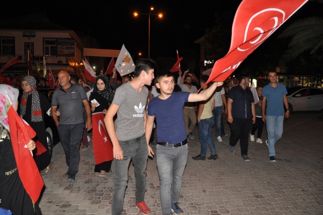 24 Haziran Seçimi Ak Parti MHP Kutlama