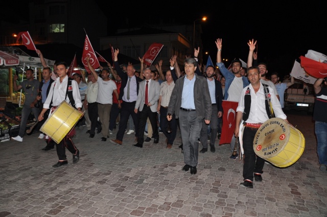 24 Haziran Seçimi Ak Parti MHP Kutlama