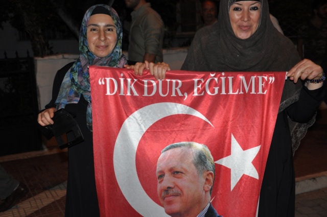 24 Haziran Seçimi Ak Parti MHP Kutlama