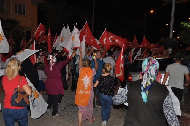 24 Haziran Seçimi Ak Parti MHP Kutlama
