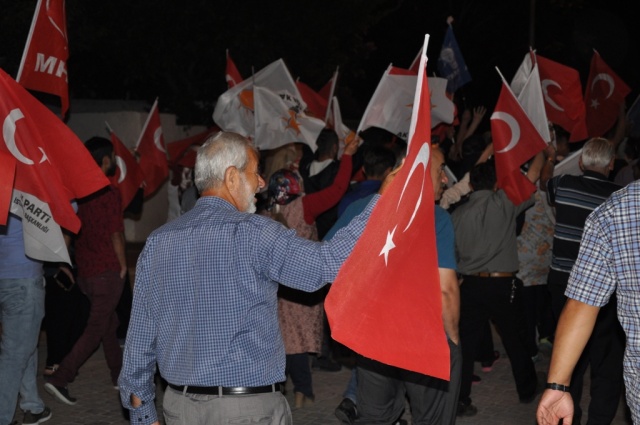 24 Haziran Seçimi Ak Parti MHP Kutlama