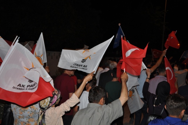 24 Haziran Seçimi Ak Parti MHP Kutlama