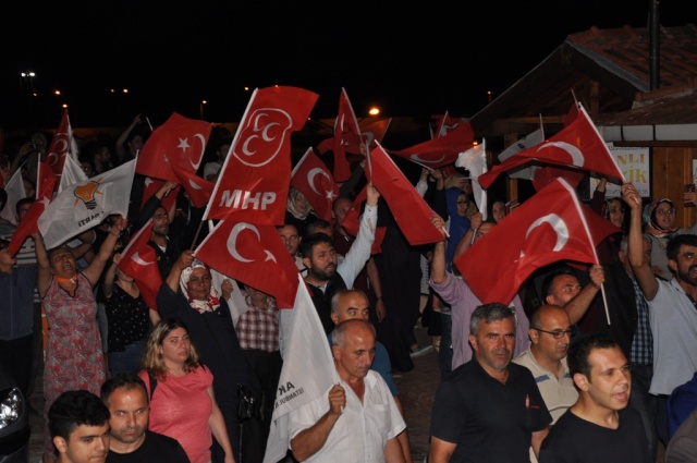 24 Haziran Seçimi Ak Parti MHP Kutlama