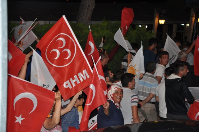 24 Haziran Seçimi Ak Parti MHP Kutlama