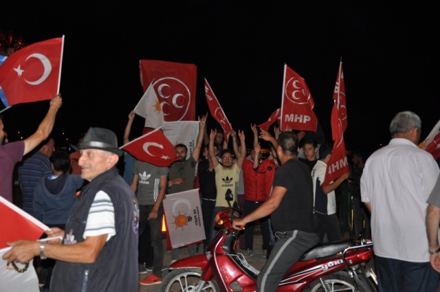 24 Haziran Seçimi Ak Parti MHP Kutlama