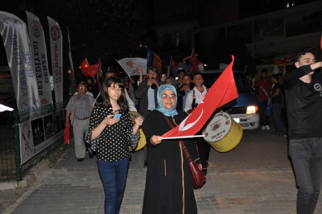 24 Haziran Seçimi Ak Parti MHP Kutlama