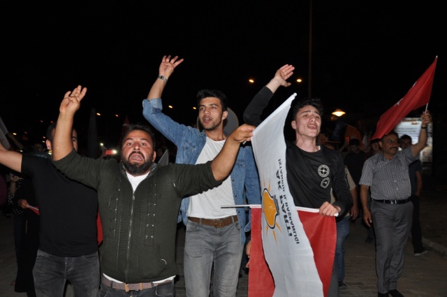 24 Haziran Seçimi Ak Parti MHP Kutlama