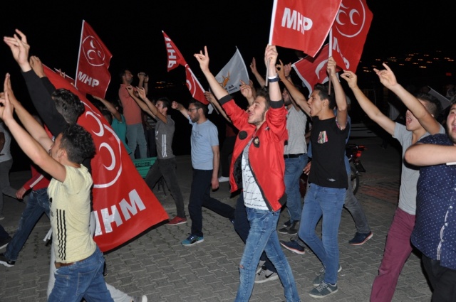 24 Haziran Seçimi Ak Parti MHP Kutlama