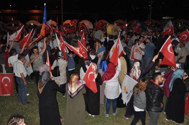 24 Haziran Seçimi Ak Parti MHP Kutlama