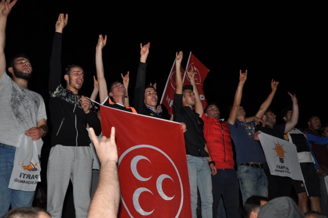 24 Haziran Seçimi Ak Parti MHP Kutlama