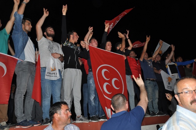 24 Haziran Seçimi Ak Parti MHP Kutlama