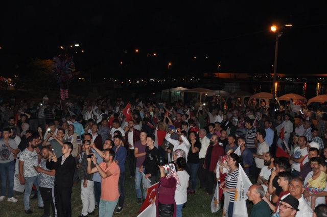 24 Haziran Seçimi Ak Parti MHP Kutlama