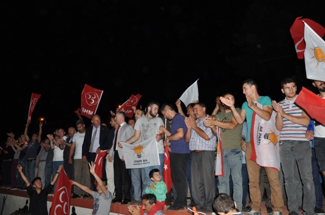 24 Haziran Seçimi Ak Parti MHP Kutlama