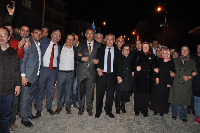 GERZE BELEDİYE BAŞKANI CEVAT ŞENSOY