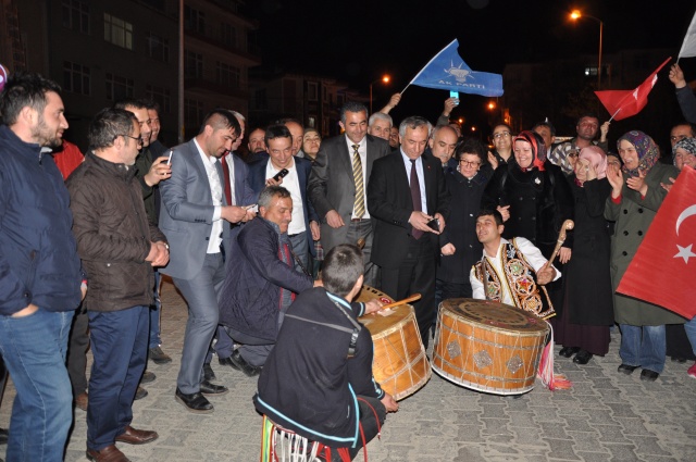 GERZE BELEDİYE BAŞKANI CEVAT ŞENSOY