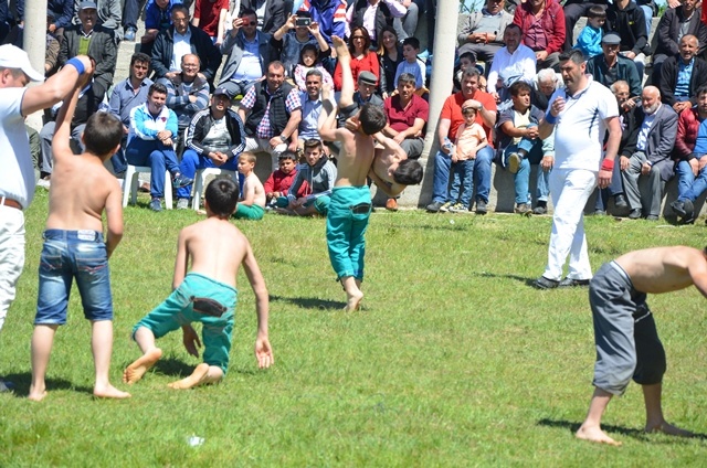 yakadibi köyü hıdrellez ve güreş etkinlikleri