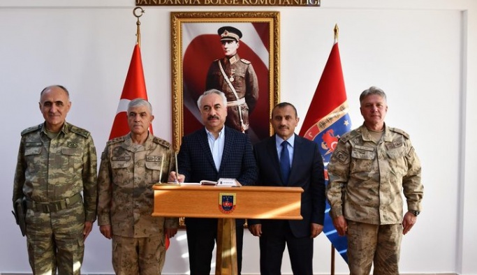 Tunceli&amp;#039;den Hitap Etti &amp;quot;Ölmek Var, Dönmek Yok&amp;quot;
