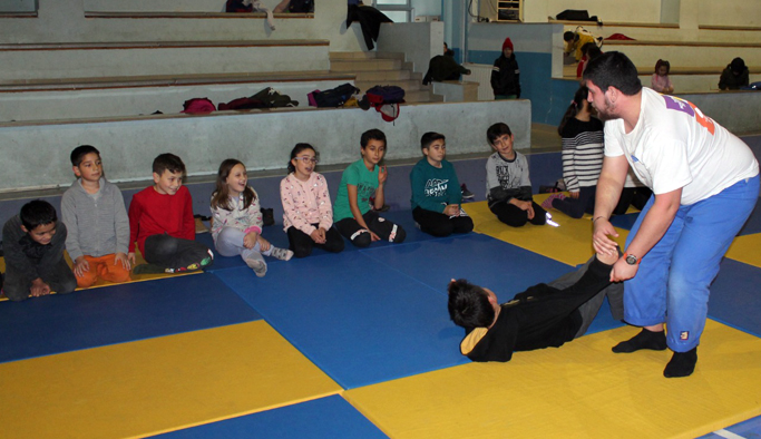 Dikmen' de Judo Kursu Açıldı