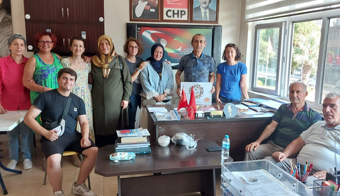 CHP İlçe Başkanı Sazak'a Kadın Kooperatifinden hayırlı olsun ziyareti