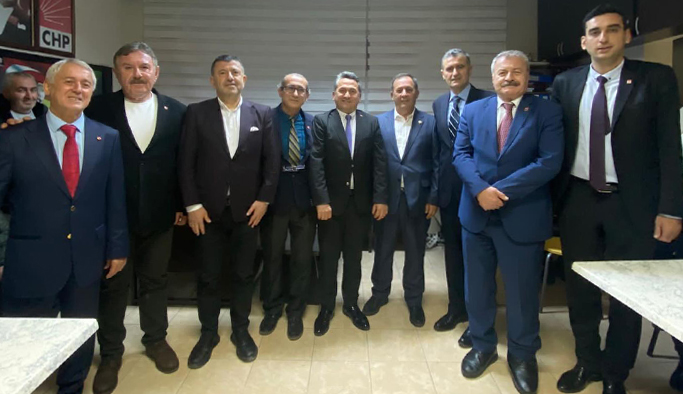 CHP’ li Milletvekilleri Gerze'de aday adaylarıyla buluştu
